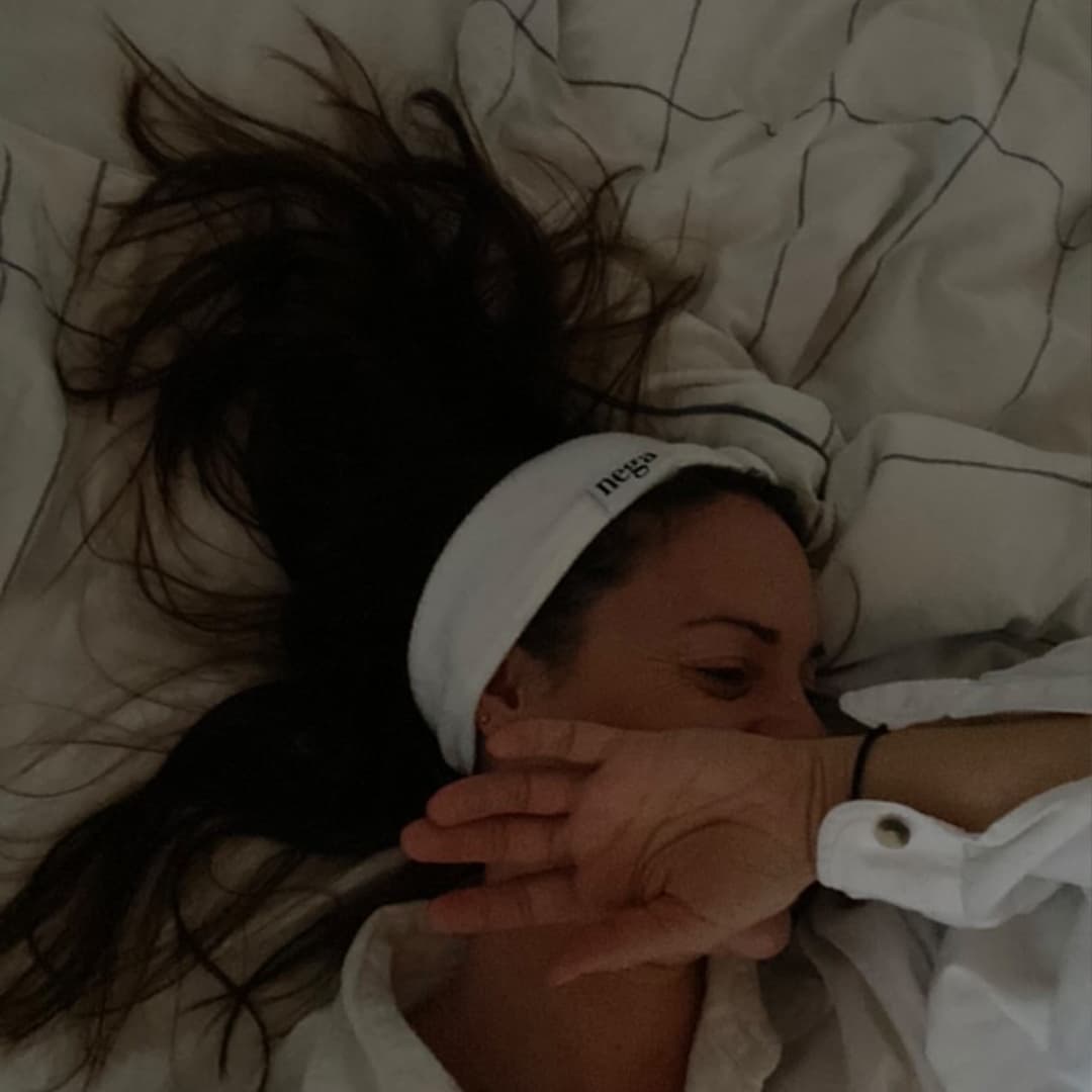 Ochranná gumička na vlasy Nega (biela) - 3