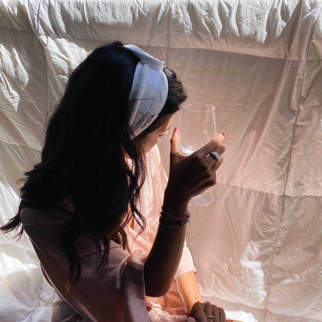 Ochranná gumička na vlasy Nega (biela) - 4